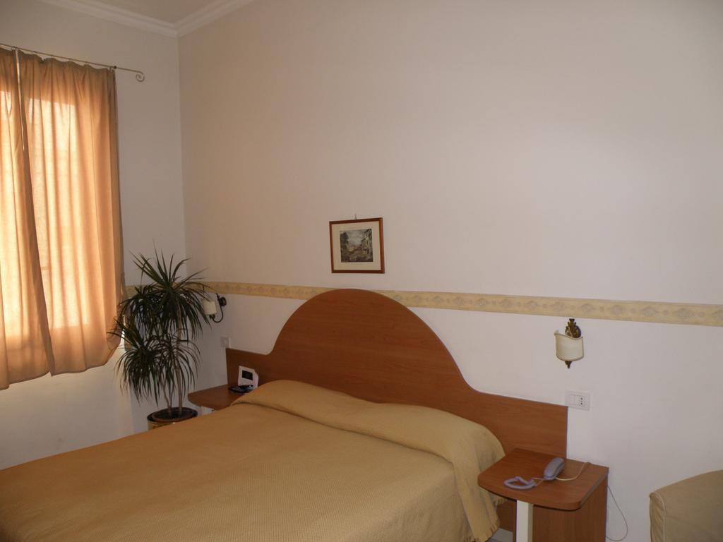 Hotel Primus Roma חדר תמונה